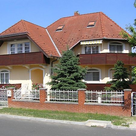 Hotel Jakab Haz Hévíz Exterior foto