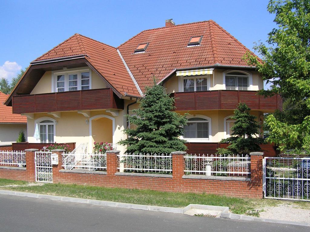 Hotel Jakab Haz Hévíz Exterior foto